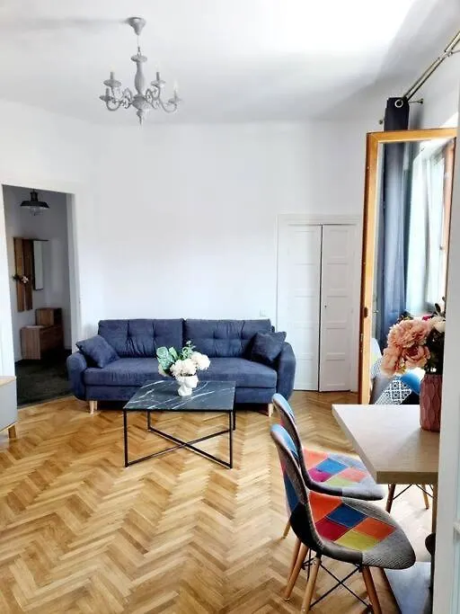 Cozy Apartment Near City Center Bucarest Roumanie