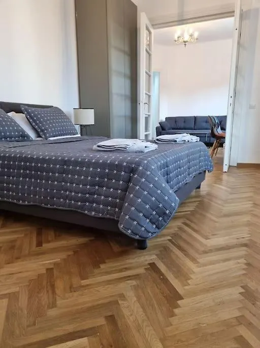 Cozy Apartment Near City Center Bucarest Roumanie